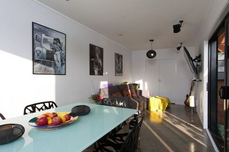 Photo of property in 5 Knox Place, Leamington, Cambridge, 3432