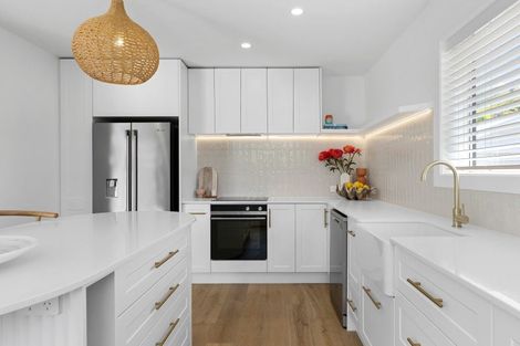 Photo of property in 42 Arnold Street, Sumner, Christchurch, 8081