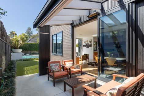 Photo of property in 21 Te Ngaio Road, Mount Maunganui, 3116