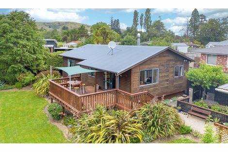 Photo of property in 16 Robinson Street, Cheviot, 7310