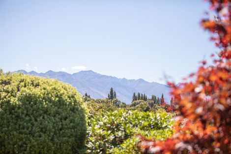 Photo of property in 72 Meadowstone Drive, Wanaka, 9305