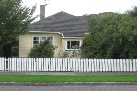 Photo of property in 10b Purser Grove, Fairfield, Lower Hutt, 5011