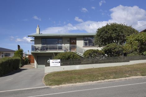 Photo of property in 16 Argyle Street, Weston, Oamaru, 9401