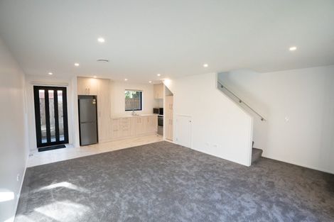 Photo of property in 2/176 Cambridge Terrace, Fairfield, Lower Hutt, 5011