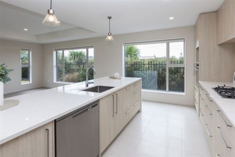 Photo of property in 67 Rannoch Drive, Broomfield, Christchurch, 8042