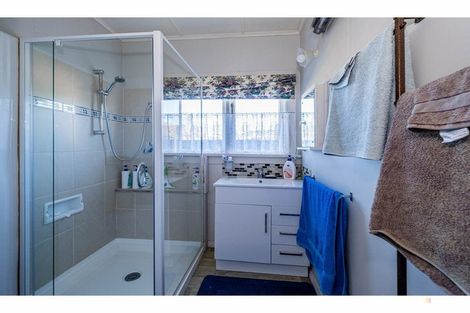 Photo of property in 56 Rhodes Street, Waimate, 7924