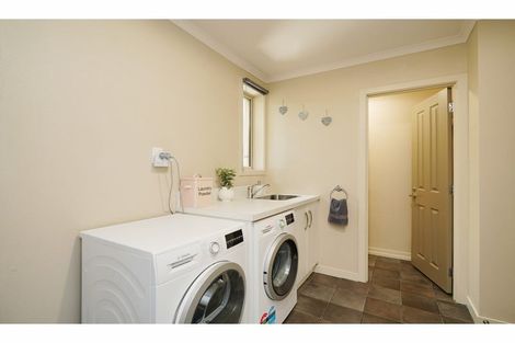 Photo of property in 603 Tay Street, Hawthorndale, Invercargill, 9810