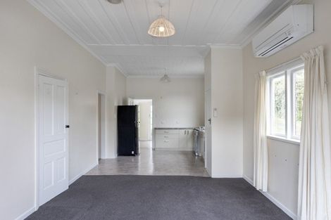 Photo of property in 160 Main South Road, Green Island, Dunedin, 9018