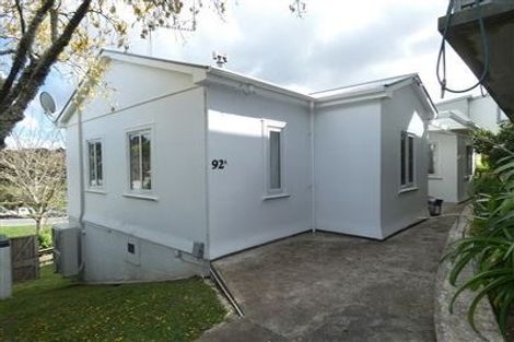 Photo of property in 92 Creswick Terrace, Northland, Wellington, 6012