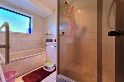 Photo of property in 2a Roys Road, Weymouth, Auckland, 2103