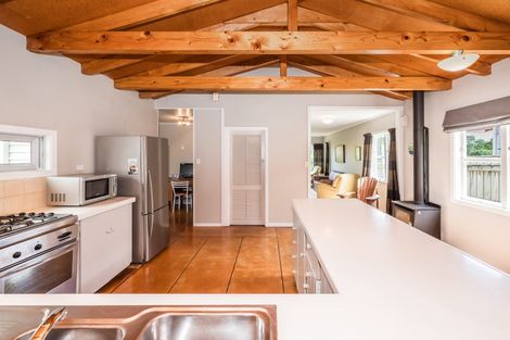 Photo of property in 5 Winara Avenue, Waikanae, 5036