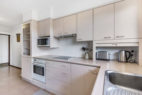 Photo of property in 1/92 Carruth Road, Papatoetoe, Auckland, 2025