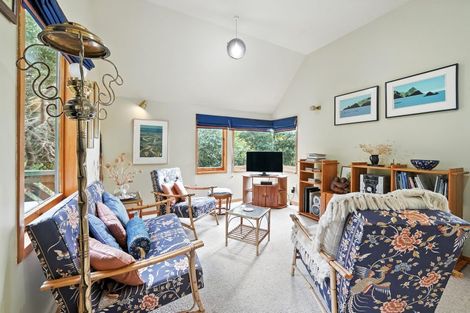 Photo of property in 21 Toledo Place, Mount Pleasant, Christchurch, 8081