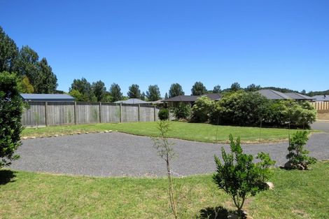 Photo of property in 8 Victoria Street, Coromandel, 3506