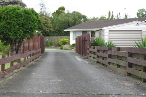 Photo of property in 11 Lindis Place, Mangere Bridge, Auckland, 2022