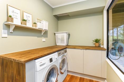 Photo of property in 60 Scott Road, Stanmore Bay, Whangaparaoa, 0932