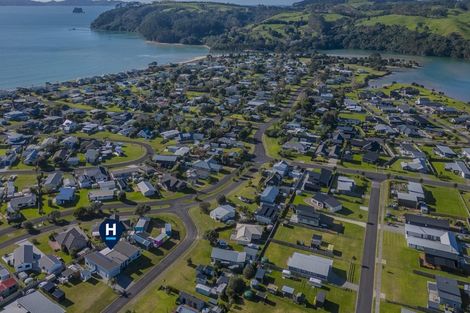 Photo of property in 4 Hawk Hill Crescent, Cooks Beach, Whitianga, 3591