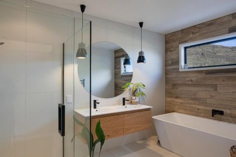 Photo of property in 6 Sandford Terrace, Lower Shotover, Queenstown, 9304