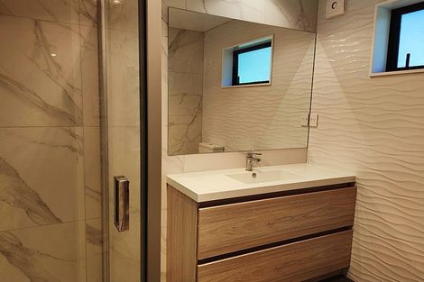 Photo of property in 111 Glendhu Road, Bayview, Auckland, 0629