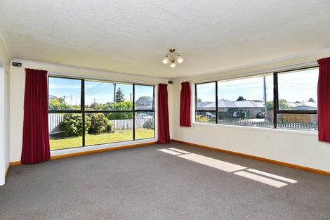 Photo of property in 5 Mortlake Street, Islington, Christchurch, 8042