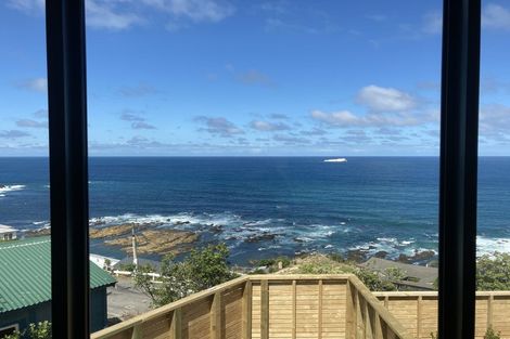 Photo of property in 4/52 High Street, Island Bay, Wellington, 6023