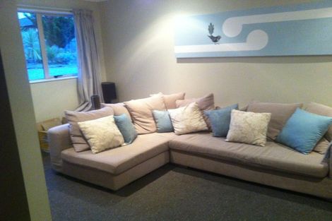 Photo of property in 24 George Deane Place, Greenhithe, Auckland, 0632