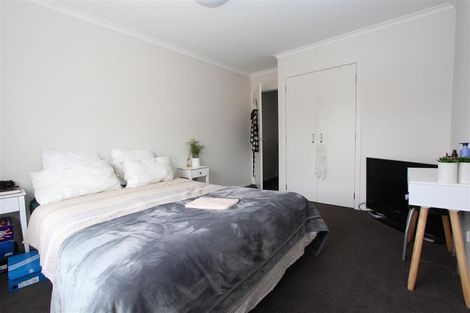 Photo of property in 10 Chiefs Court, Hamilton East, Hamilton, 3216