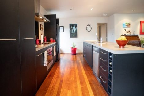 Photo of property in 30 Knowles Street, Terrace End, Palmerston North, 4410