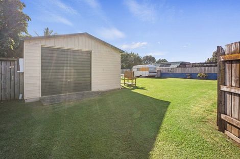 Photo of property in 1a Roretana Drive, Athenree, Waihi Beach, 3177