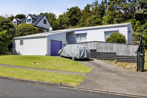 Photo of property in 33 Herekawe Drive, Spotswood, New Plymouth, 4310