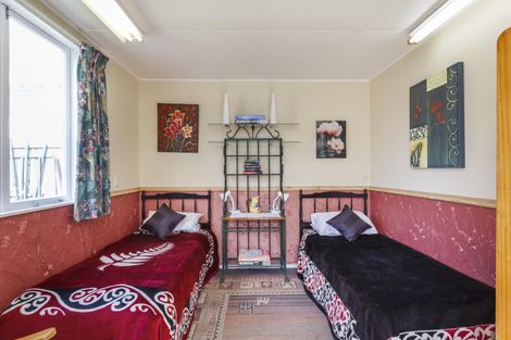 Photo of property in 1 Bryant Street, Takaro, Palmerston North, 4412