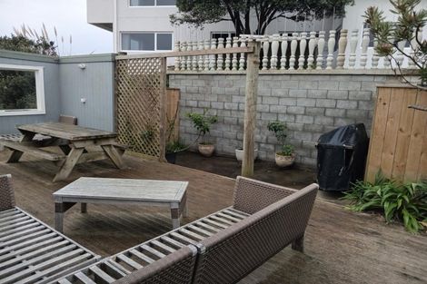 Photo of property in 21 Kent Avenue, Waitarere Beach, Levin, 5510