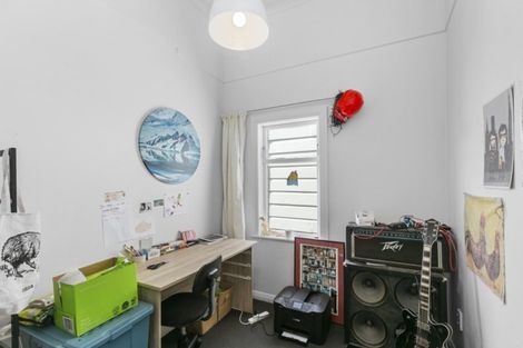 Photo of property in 293 Mansfield Street, Newtown, Wellington, 6021