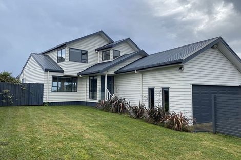 Photo of property in 1446 Whangaparaoa Road, Army Bay, Whangaparaoa, 0930