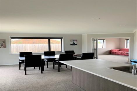 Photo of property in 234a Dixon Road, Fitzroy, Hamilton, 3206