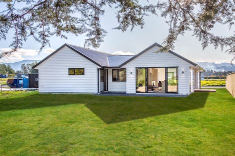 Photo of property in 13 Cotterville Crescent, Greytown, 5712