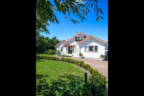 Photo of property in 6 Parker Avenue, New Lynn, Auckland, 0600