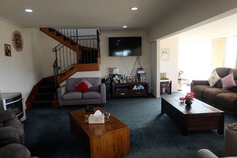 Photo of property in 26 Kimihia Road, Huntly, 3700