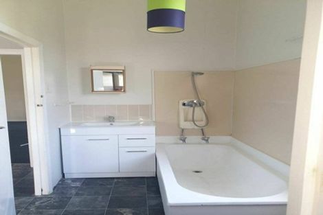 Photo of property in 6 Caius Avenue, Gonville, Wanganui, 4501