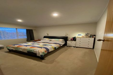 Photo of property in 2/76 Velma Road, Hillcrest, Auckland, 0627