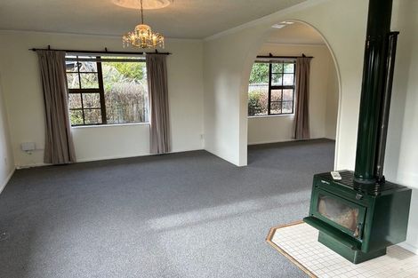 Photo of property in 14 Charnwood Grove, Waikanae, 5036