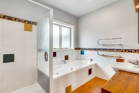 Photo of property in 58 Grahams Road, Burnside, Christchurch, 8041