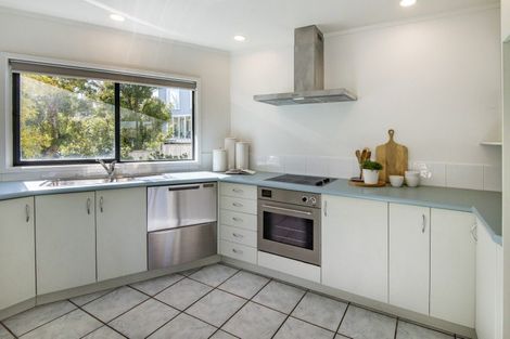 Photo of property in 2/27 Northboro Road, Hauraki, Auckland, 0622