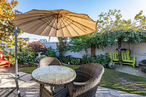 Photo of property in 1/4 Daniels Road, Redwood, Christchurch, 8051