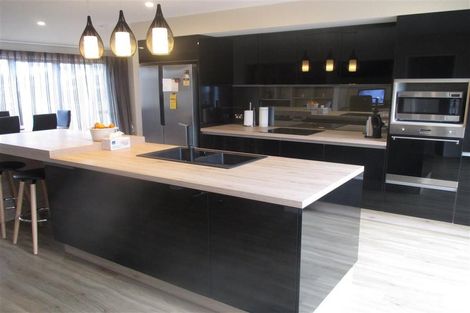 Photo of property in 16 David Buist Crescent, Halswell, Christchurch, 8025