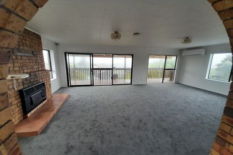 Photo of property in 30 Royal Road, Massey, Auckland, 0614