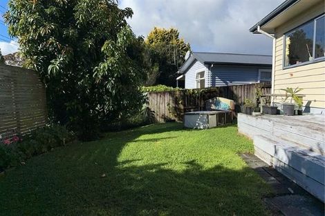 Photo of property in 80a Welcome Bay Road, Welcome Bay, Tauranga, 3112