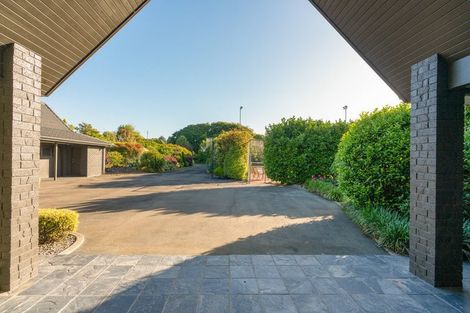 Photo of property in 5 Lavinia Grove, Waikanae Beach, Waikanae, 5036
