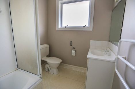 Photo of property in 2/28 Hillsborough Terrace, Hillsborough, Christchurch, 8022