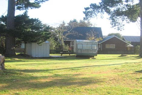 Photo of property in 107 Pinewood Court, Matarangi, Whitianga, 3592